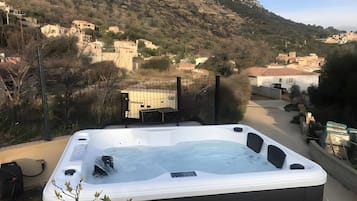 Idromassaggio all'aperto