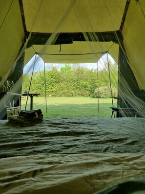 1 bedroom, bed sheets - Camping Ont Moeten - Tijdloos (Rekken)