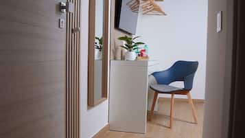 In-room safe, laptop workspace, blackout curtains, free WiFi