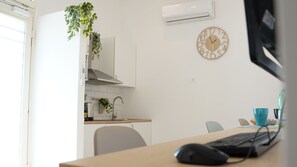 Fridge, microwave, oven, stovetop - Little Suites Pompeii (Torre Annunziata)