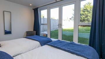 3 bedrooms, individually decorated, individually furnished, free WiFi