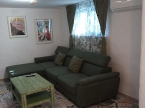 Living room - Guest House Green Corner Palit - One Bedroom Apartment (Rab)