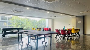 فطور كامل مجانًا يوميًا