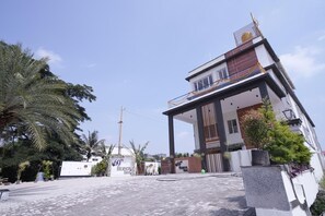 Voorkant van accommodatie