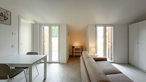 Apartamento, balcón | Escritorio, espacio para trabajar con un portátil, wifi gratis
