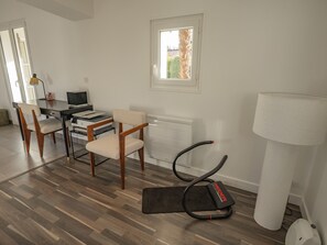 Interior - 4-Bedroom House with Pool and Garden near Beach (Sainte-Foy)