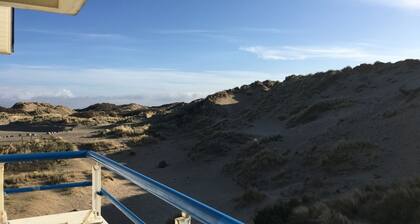 Fort Mahon Beach: 3-Bedroom Apartment 200m from Beach with Balcony and Parking