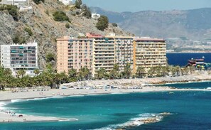 Beach nearby - Bright seaside apartment in Almuñécar (Almuñécar)
