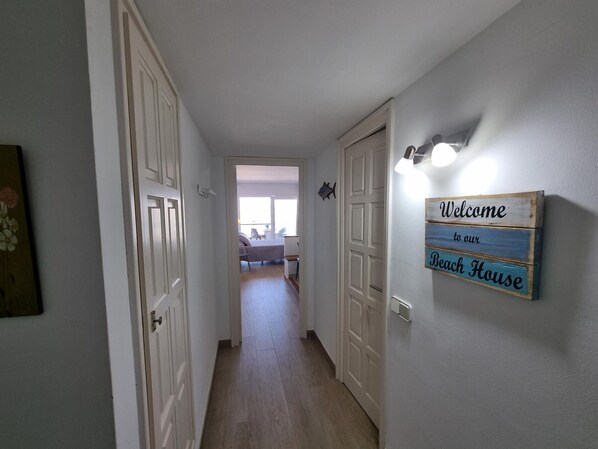 Interior - Studio with Terrace Near Beach in L'Escala (L'Escala)