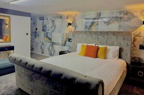 1 bedroom, free WiFi, bed sheets - 1-bed Apartment - Sleeps 2, Wifi & Central (Bradford)
