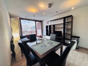 Interior - Bright studio at Les 2 Alpes, south balcony, parking (Les Deux Alpes)