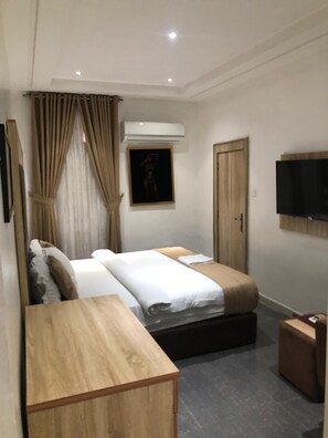 مكتب وواي فاي مجانًا