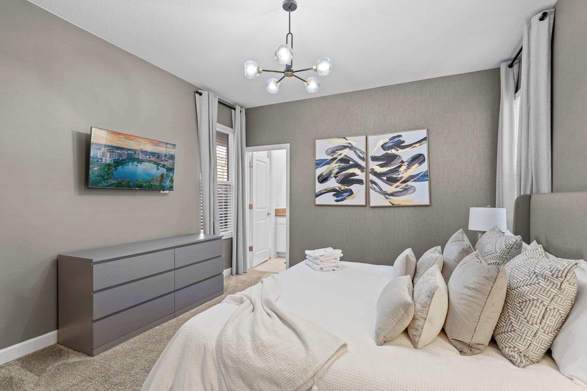 Casa | 5 dormitorios y Internet