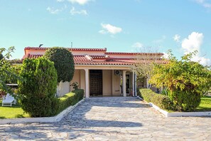 House | 3 bedrooms, Internet - Country House Filippos - Private Garden Escape (Pyrgos)