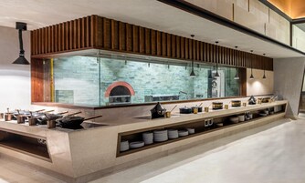 Desayuno continental diario (INR 708 por persona)