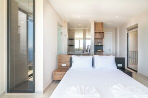 Soundproofing, iron/ironing board, free WiFi