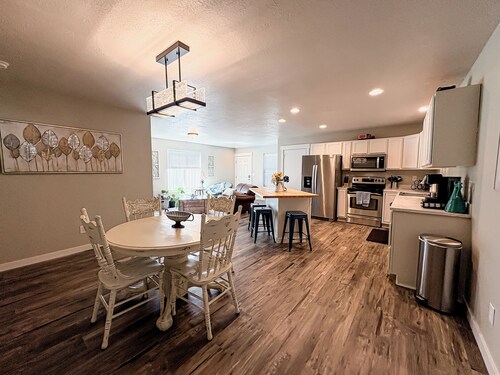 Cozy Stay in Wine Country