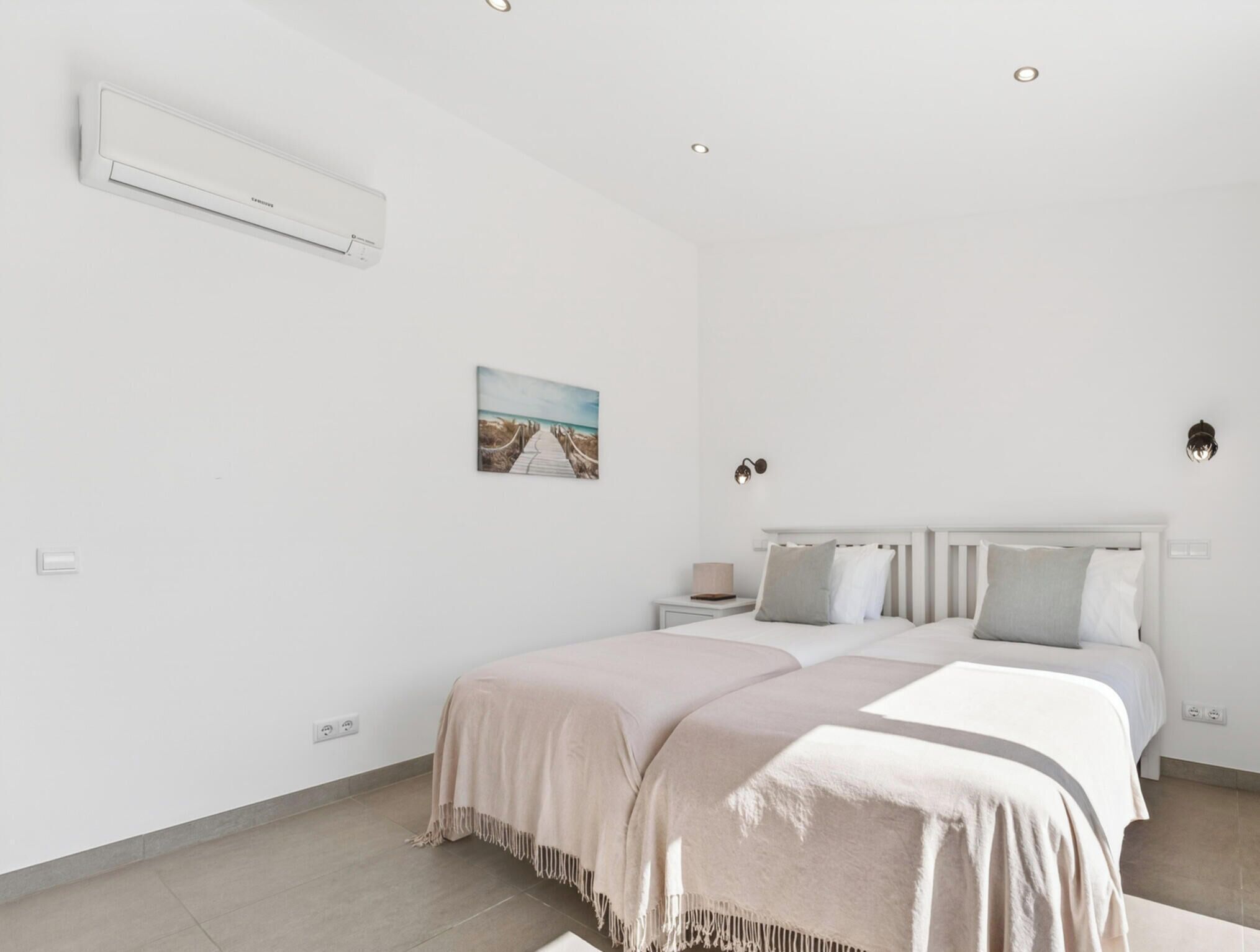 4 dormitorios, tabla de planchar con plancha, wifi gratis y ropa de cama