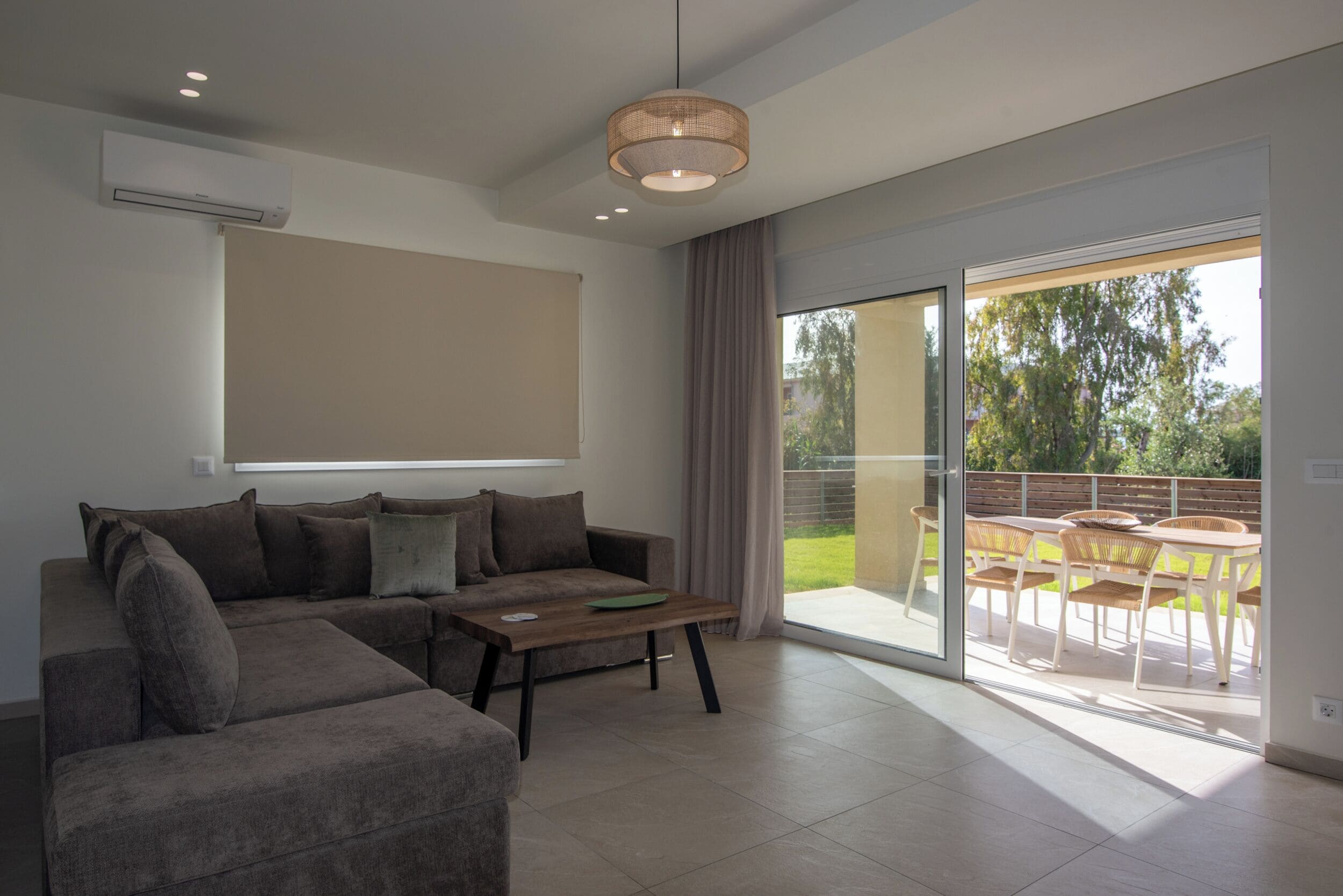 デラックス ヴィラ バルコニー コートヤードビュー | リビング エリア