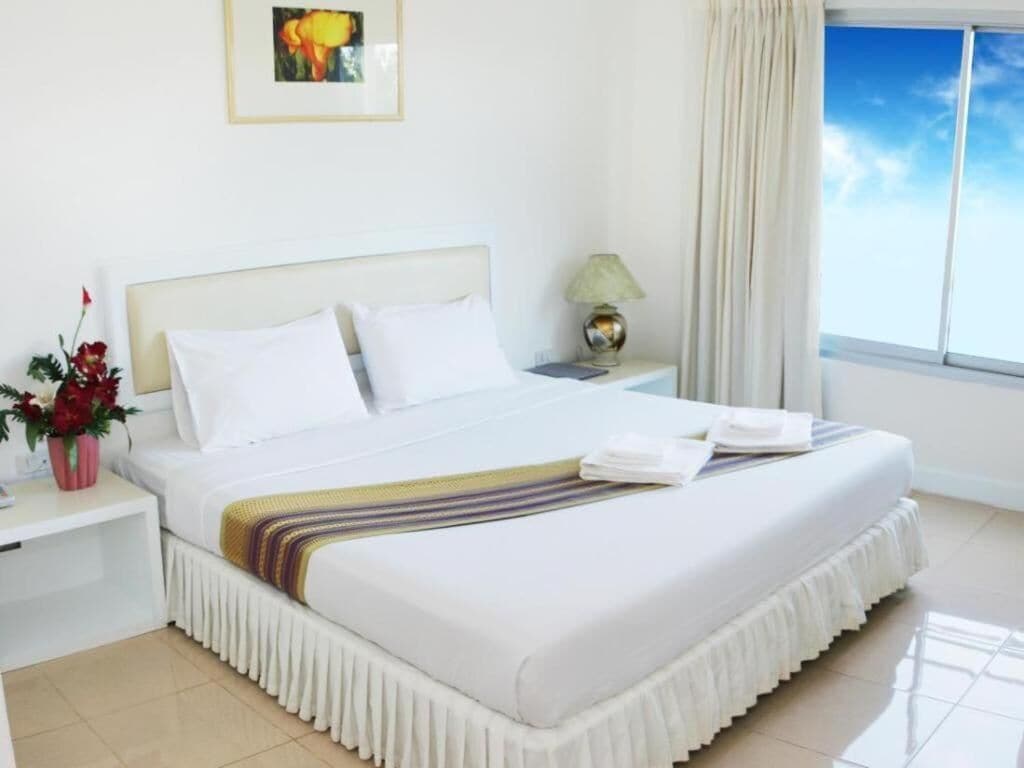 Tabla de planchar con plancha y wifi gratis 