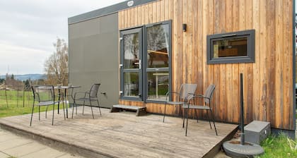 Tiny Home „Haus Heike“ mit Bergblick, WLAN und Klimaanlage