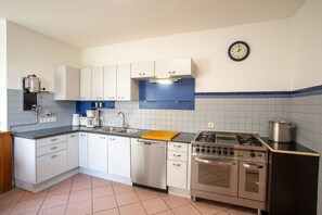 Fridge, oven, stovetop, dishwasher - Apartment Hofgarten - Alpstay (Naturno)