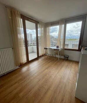 Interior - Studio Panoramic view of Paris - Stade de France - Montmartre (Saint-Denis)