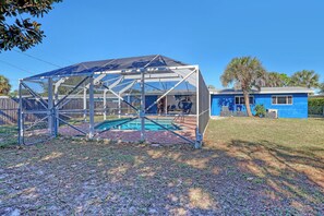 Apartamento, 3 quartos, vista para o jardim | Piscina | Piscina externa