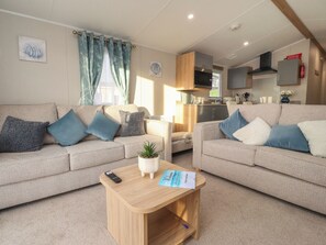 Living area - Poppy Lodge (Morecambe)