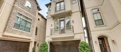 Apartment (3 Bedrooms) | Interior