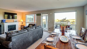 Íbúð (2 Bedrooms) | Að innan