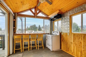 House (2 Bedrooms) | Interior - 3 Mi to Dtwn Salem: Cozy Gem w/ Sunroom! (Salem)