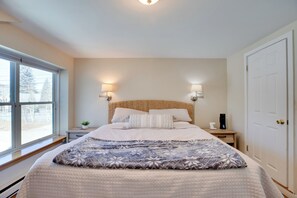 Apartment (1 Bedroom) | Interior - Hike, Bike & Ski! Downtown Crested Butte Condo (Crested Butte)