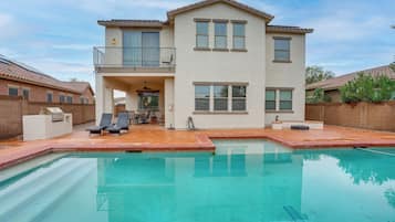 Casa (4 Bedrooms) | Vista frontal de la propiedad