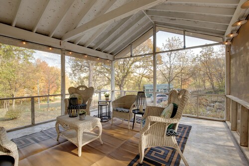 2 Mi to Downtown: 4BR Country Home Near K-state