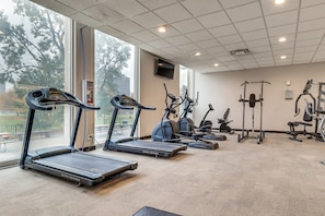 Apartment (0 Bedroom) | Interior - 2 Mi to DMC & Children's Hospital: Modern Studio (Detroit)