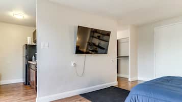 Apartment (0 Bedroom) | Interior