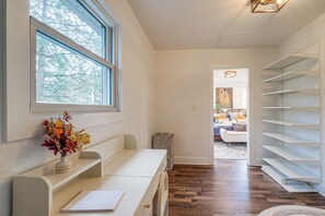 House (4 Bedrooms) | Interior - Upscale Family Retreat Near DC & Georgetown! (Bethesda)