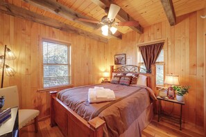 Interior - < 1 Mi to Linville Falls: Family Gem w/ Game Room! (Marion)