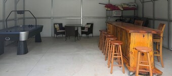 Merrillan Retreat: Fireplace & Snowmobile Trails