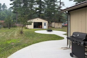House (4 Bedrooms) | Interior - 1 Mi to Lake Arbutus: Pet-friendly Home w/ Games (Merrillan)
