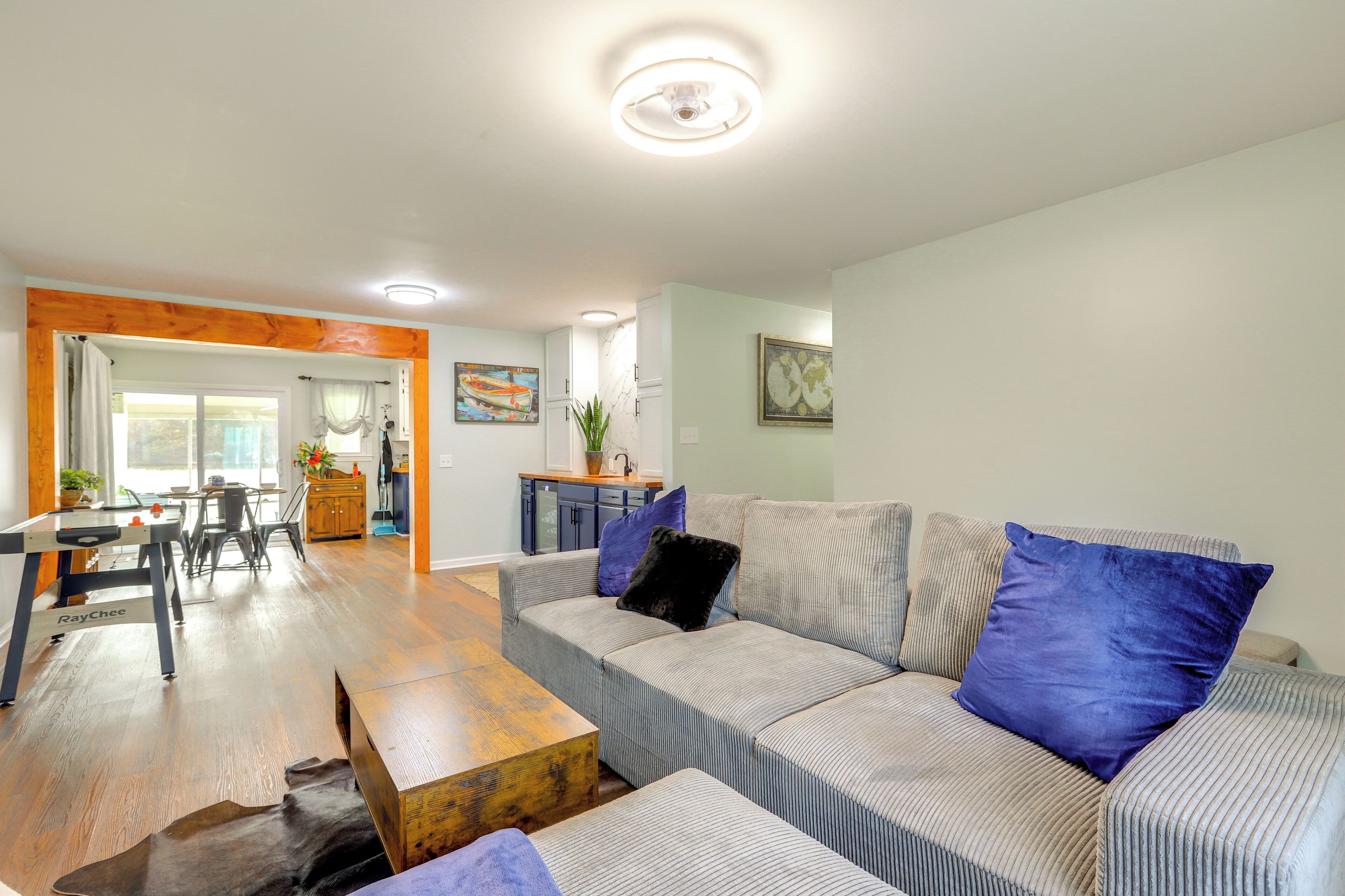 House (3 Bedrooms) | Interior