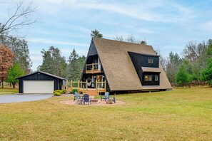 Interior - Cozy A-frame Cabin: Steps to Lake Camelot Beach! (Nekoosa)