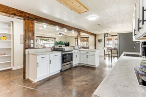 하우스 (4 Bedrooms) | 내부