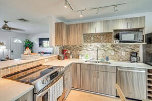 單棟房屋 (3 Bedrooms) | 內部