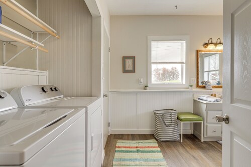 Boat, Fish & Relax: Home Near Lake Cherokee