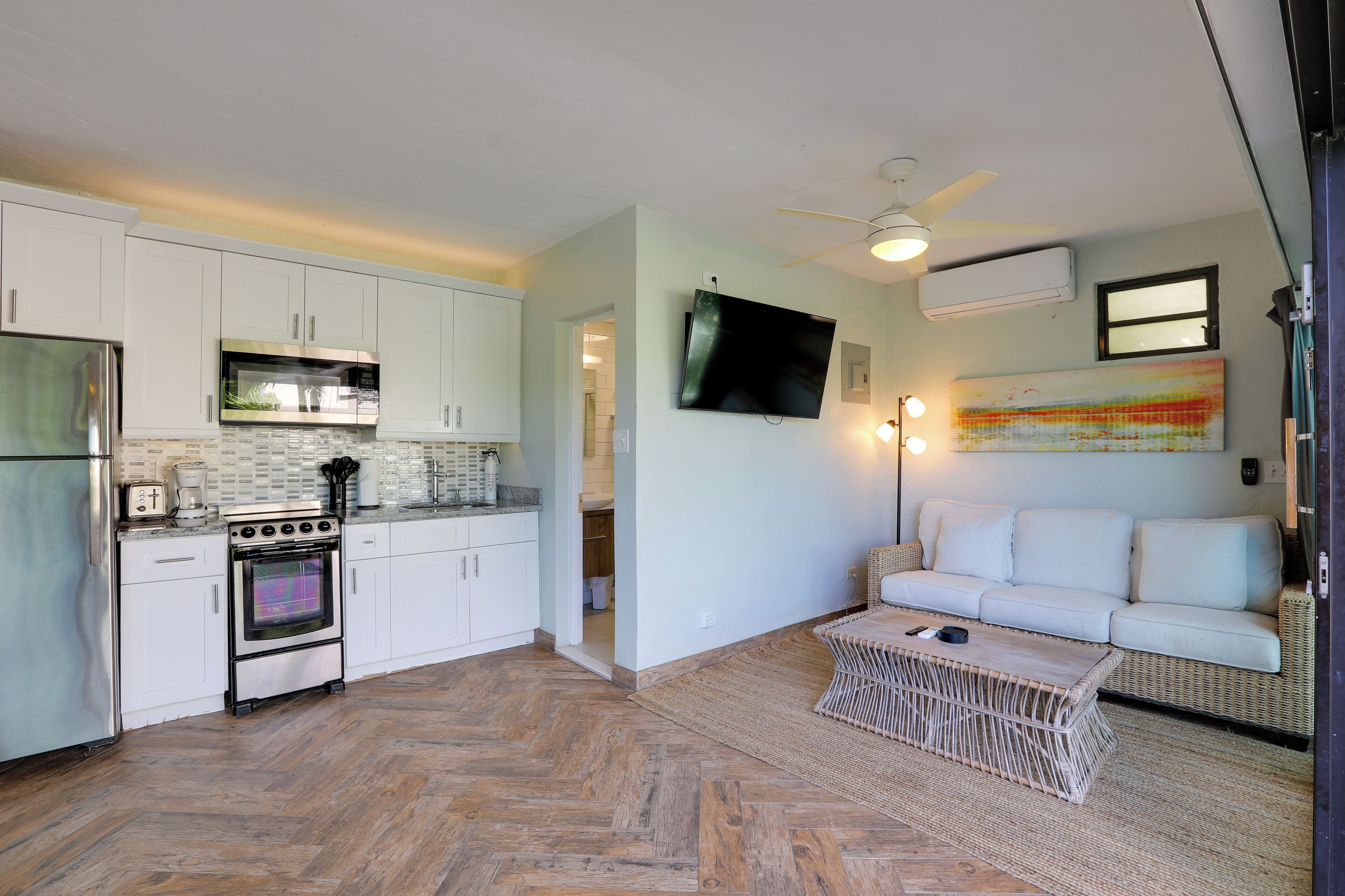 Apartment (0 Bedroom) | Interior