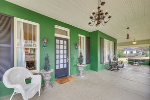 House (4 Bedrooms) | Interior - Great for Gatherings! Gem < 1 Mi to Dtwn Texarkana (Texarkana)