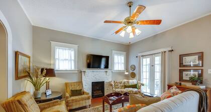 'hickory Hill House' < 1 Mi to Downtown Texarkana!