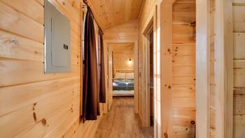 House (1 Bedroom) | Interior